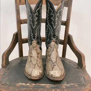 Justin Cowboy boots